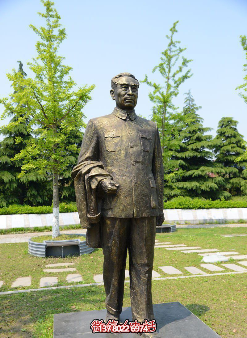 紀念周恩來偉人雕塑，緬懷歷史，見證輝煌